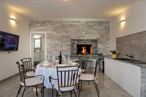 Standard Villa image 10