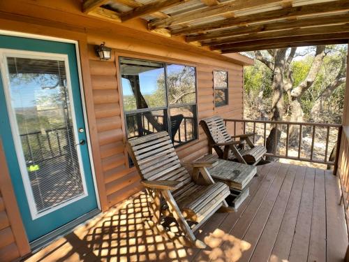 Walnut Canyon Cabins