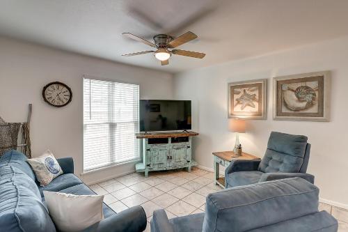 Mustang Isle Condo - main image