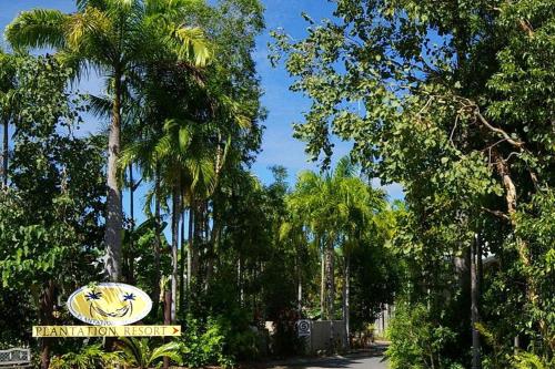 Port Douglas Plantation Resort Over view