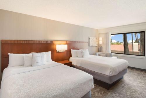 喷泉谷亨廷顿海滩万怡酒店 喷泉谷亨廷顿海滩万怡酒店