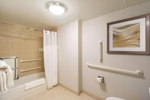 Sonesta Select Huntington Beach Fountain Valley - image 13
