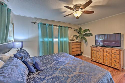Lakefront Hot Springs Home with Hot Tub and Dock! - image 12