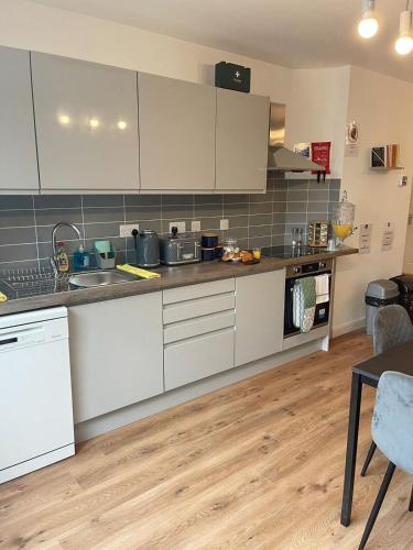 Cambridge Studios and Suites by Tas Accommodations in Cherry Hinton