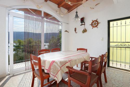 Apartments by the sea Poljica Trogir - 16999 - image 13