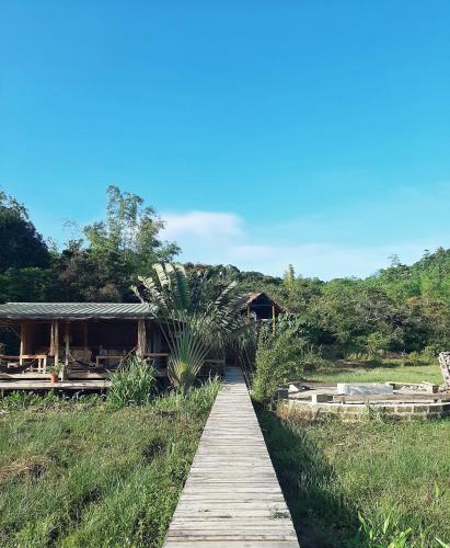 Cabanas de Nacpan Camping Resort