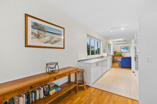 Apartment image 10