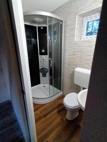 KUĆA ZA ODMOR/PROSLAVE (KUCA ZA ODMOR/PROSLAVE) in Pisarovina