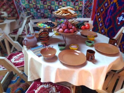 Son-Kul lake yurt camp Mirbek in Kochkorka