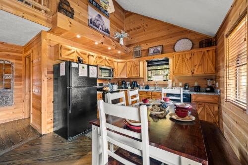 Grandpa Bear'S View #233 by Aunt Bug's Cabin Rentals - image 11