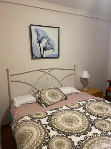 2 bedrooms, 7 beds