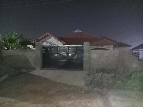 Luxurious 4 bed furnished house in Tema