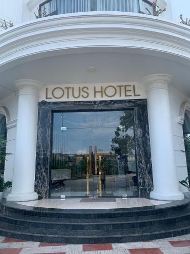 Lotus Hotel & Apartment - 숙소 외관