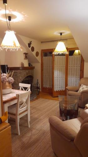  Apartamento dúplex acogedor con piscina en Rialp in Rialp