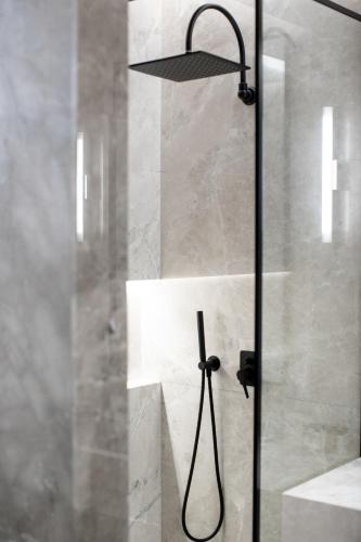 Prado Luxury Hotel – Himarë, CA