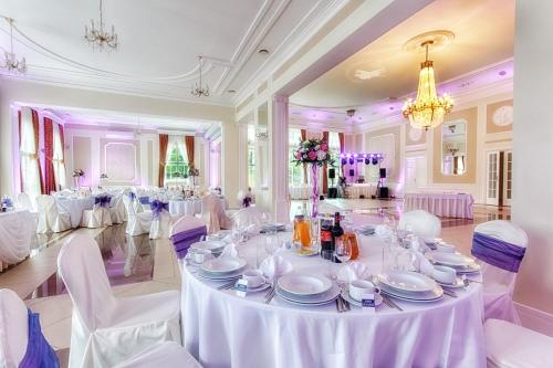 Riverside Hotel 3