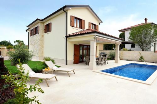 Villa Julija - Accommodation - Rasopasno