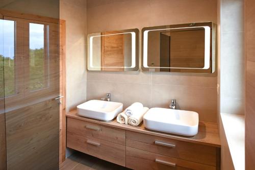 ห้องน้ำ, Villa Julija in ราโซปาสโน