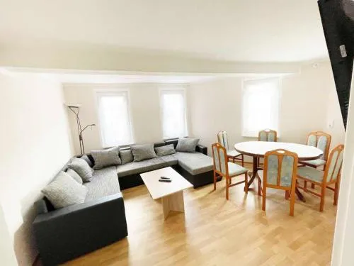 Fully Equipped Spacious Worker Apartment in Apolda, Deutschland