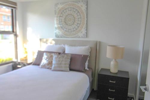 Boutique Heidelberg Heights 2BR apartment - G01 in Heidelberg