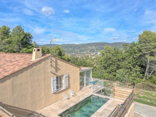 CHARMANTE MAISON CLIMATISEE AVEC PISCINE