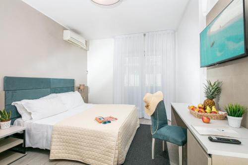 room detail thumbnail 0