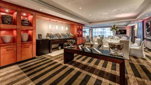 407453547 InterContinental Johannesburg OR Tambo Airport Hotel by IHG