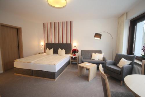 1 queen bed