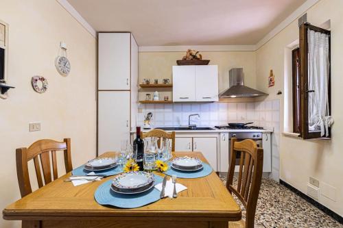Kitchen, Casa della Nonna in Chianni