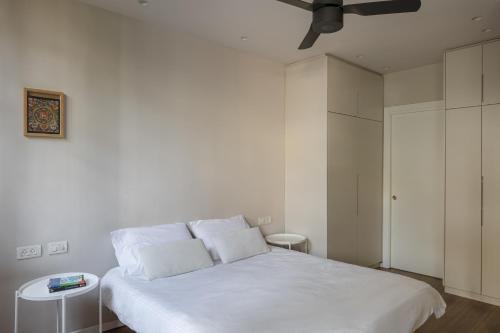 Yona perfect studio by TLV2RENT - image 2