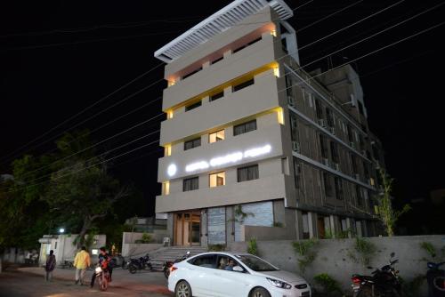 HOTEL CENTER POINT, SOLAPUR