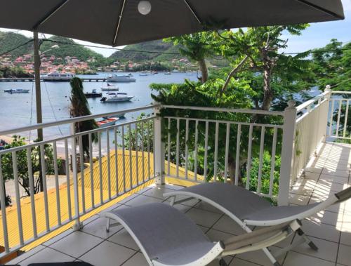 Case a Lili, joli haut de villa face a la mer dans le bourg. in Terre-de-Haut