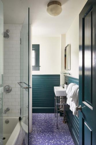 Faraway Nantucket - image 11
