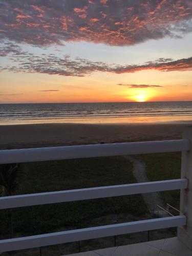 . Playa del Sol beachfront 2bedroom condo