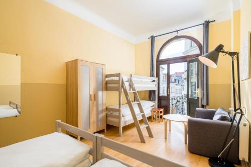 Hostel Mondpalast Room Type - QUADRUPLE WITH SHARED BATHROOM