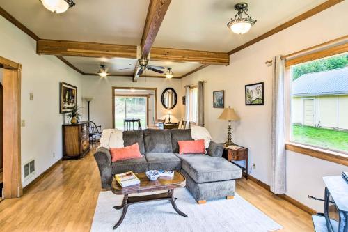 . Quaint Coquille Getaway Near Beaches + Parks!