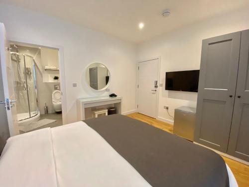 Goodwin St - image 2