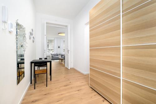 Modern Penthouse in a century old building - image 9