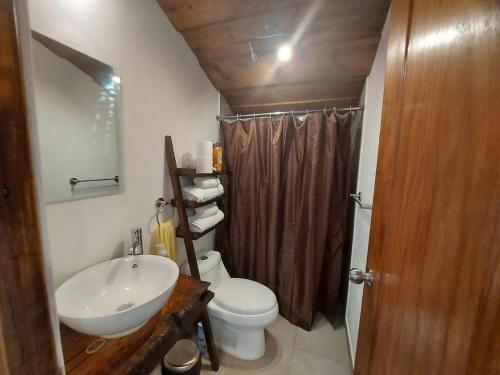 Cozy Bohemian Loft Apartment close Central Plaza, Antigua Guatemala (foto 10)