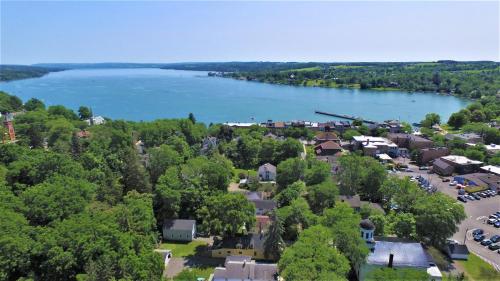 34 State "Historic Luxury Suites" Skaneateles in Skaneateles, USA