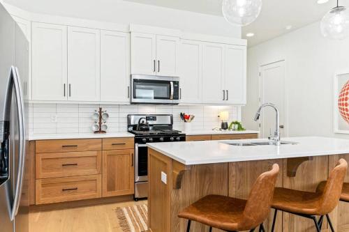 Villa 30 - 4 bedroom townhome pool and hot tub