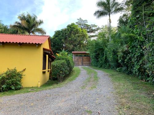 Entrada, Thermal Paradise Villa in Comalapa