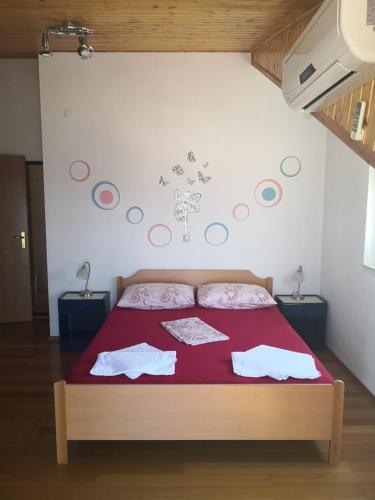 One-Bedroom Apartment with Terrace and Sea View room in Apartments and rooms with WiFi Hvar - 20114
