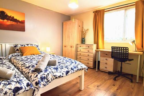 The Chinatown Home - Private Garden, NETFLIX, BBQ & Bar – Birmingham
