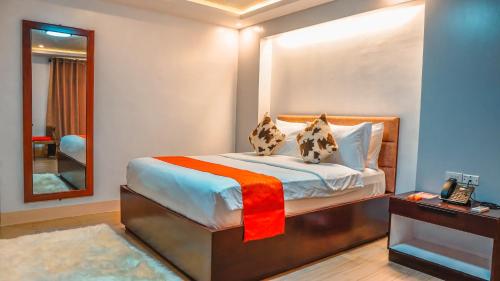 Aya Hotel & Residences Room Type - Superior Double Room
