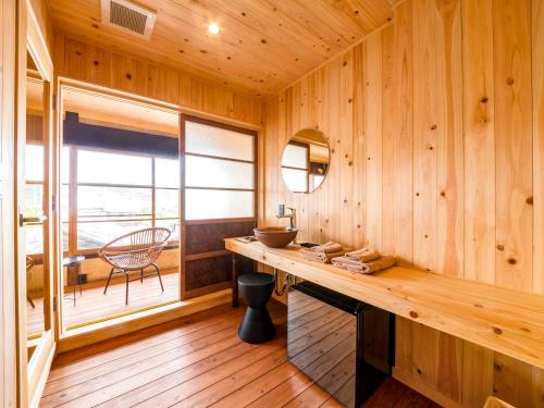 Premium Quadruple Room