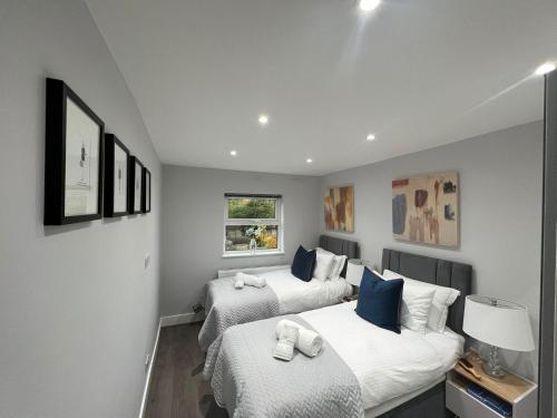 Picture of Aisiki Apartments At Stanhope Road, North Finchley, A Multiple 2 Or 3 Bedroom Pet Friendly Duplex Fl