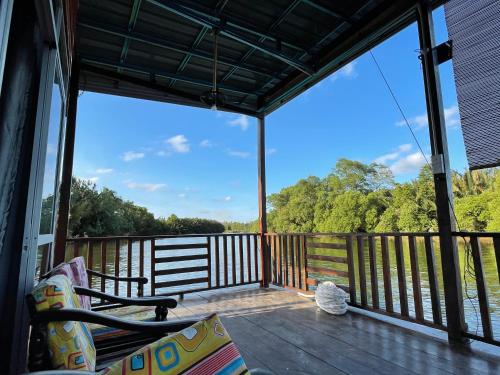 Surrounding environment, Qimmy Riverside Floating Cabin in Kuala Ibai