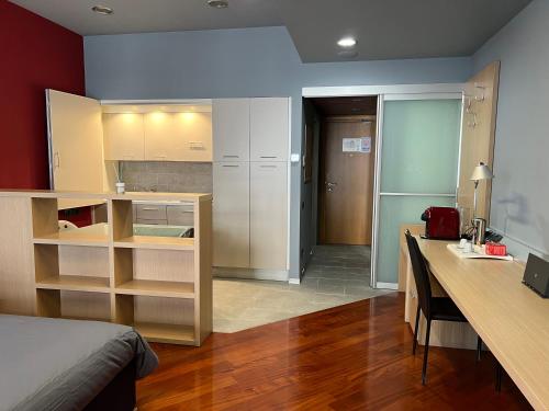 Appartamento Moderno Torino San Salvario, Torino (foto 10)