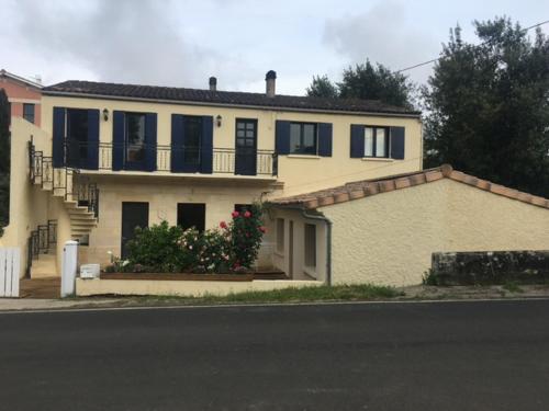 LE TERTRE CAMILLAC gîte à louer Caruel
